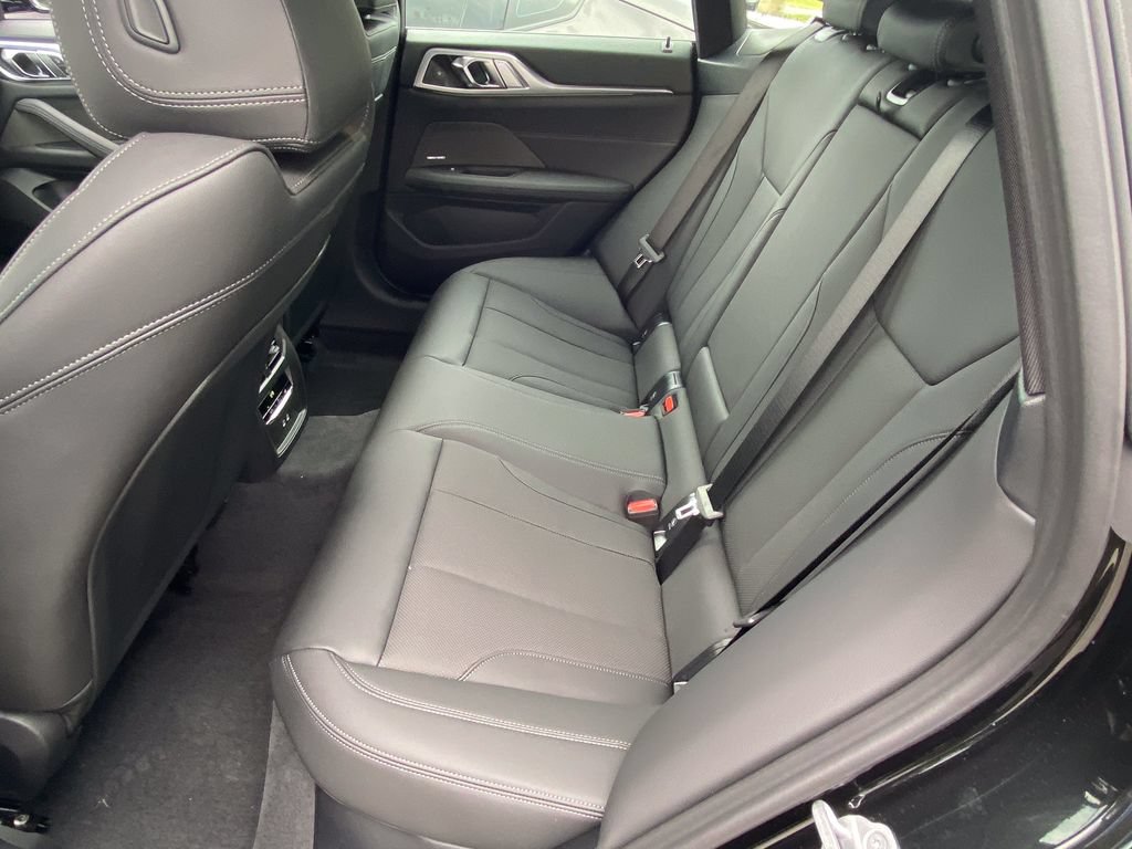 New 2026 BMW 430i xDrive w/ M Sport Package AWD/4WD image 33