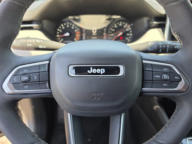 Certified 2023 Jeep Compass Latitude AWD/4WD image 30