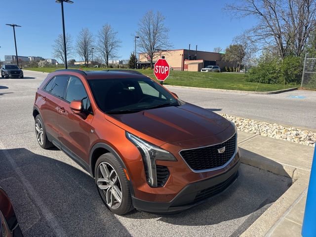 Used 2019 Cadillac XT4 Sport image 1