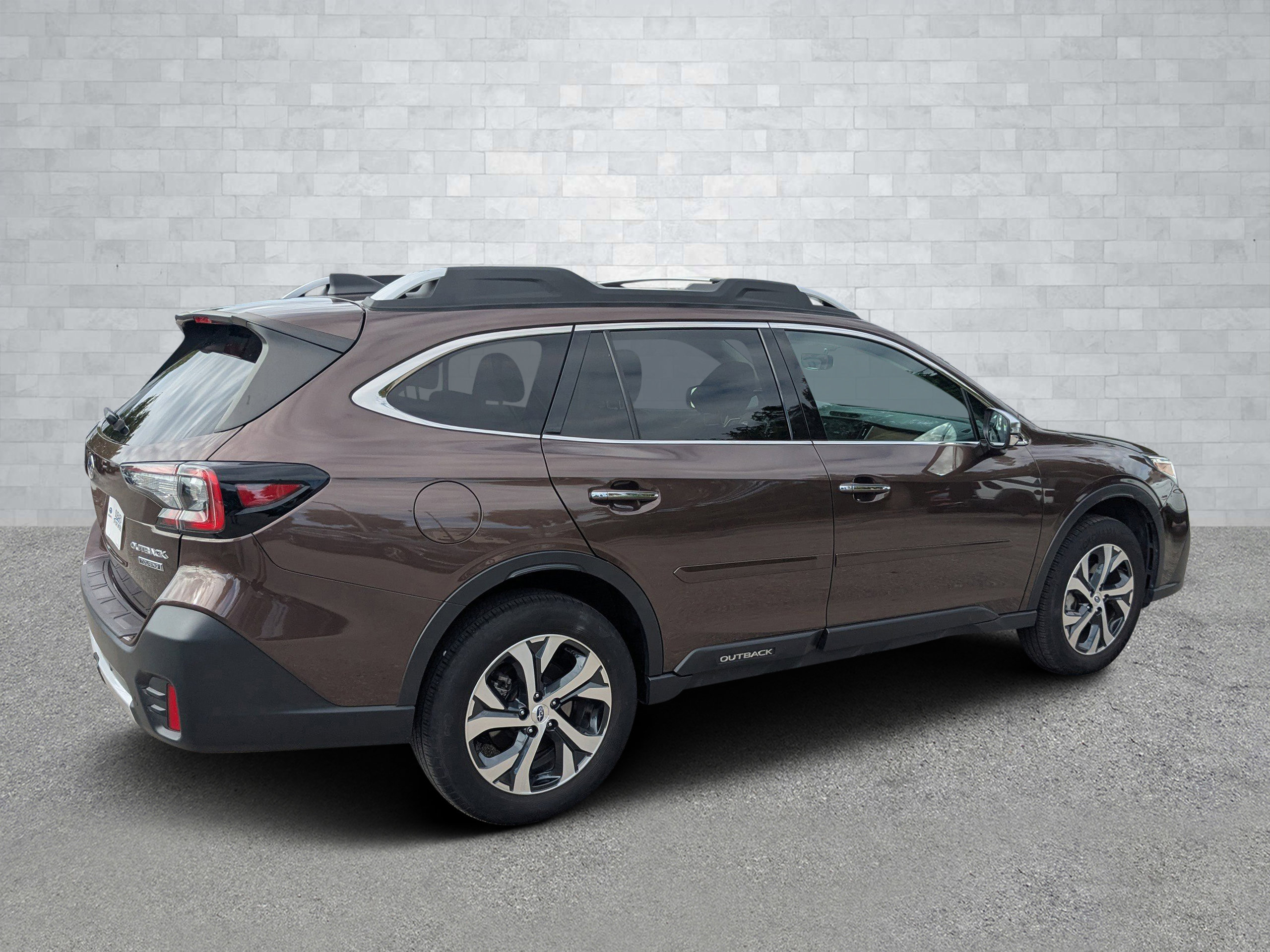 Used 2022 Subaru Outback Touring image 5