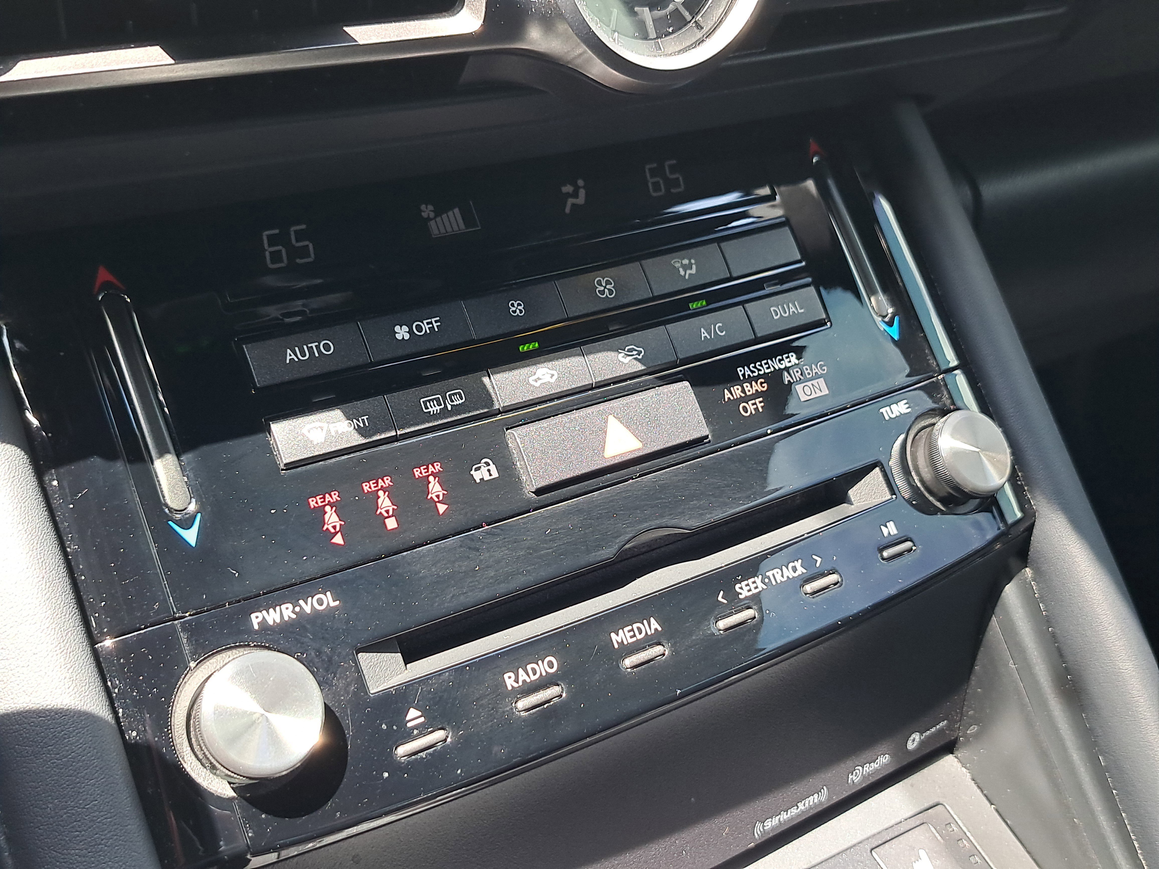 Certified 2022 Lexus IS 350 F Sport image 28