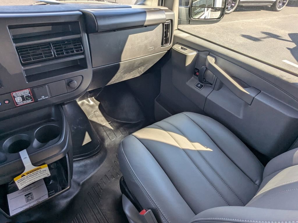New 2025 Chevrolet Express 2500 w/ Driver Convenience Package image 18