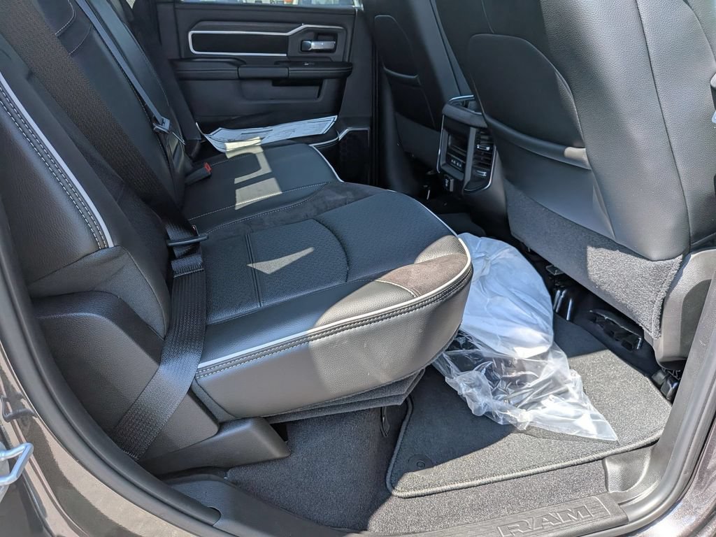 New 2026 RAM 2500 Laramie w/ Sport Appearance Package AWD/4WD image 28