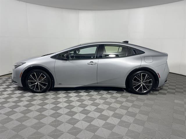 Used 2023 Toyota Prius Limited AWD/4WD image 4