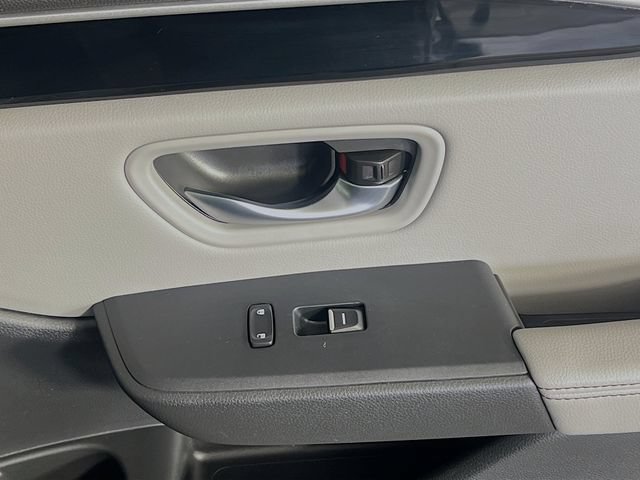Certified 2025 Honda Pilot EX-L image 32