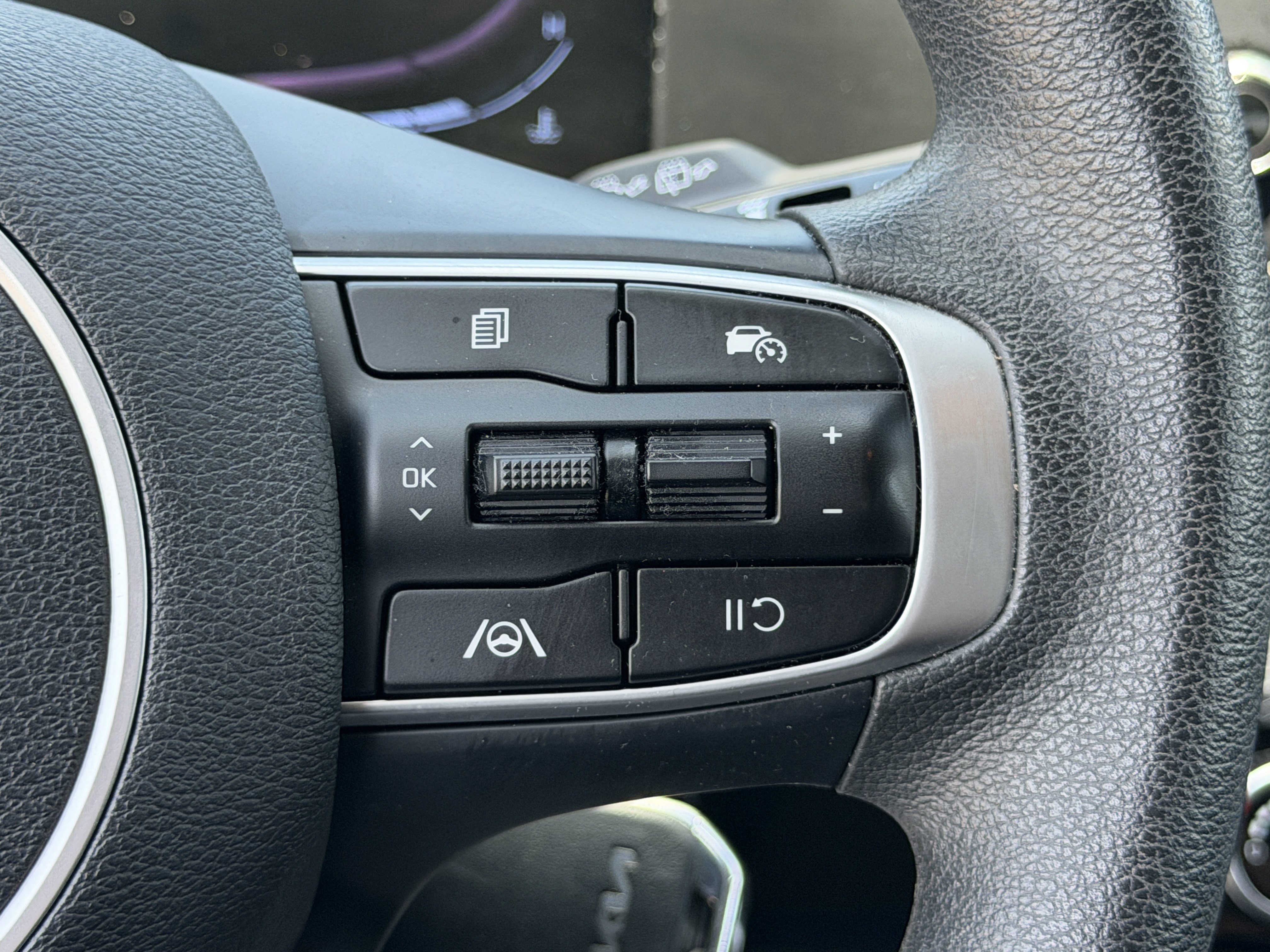 Used 2023 Kia Sportage LX image 19