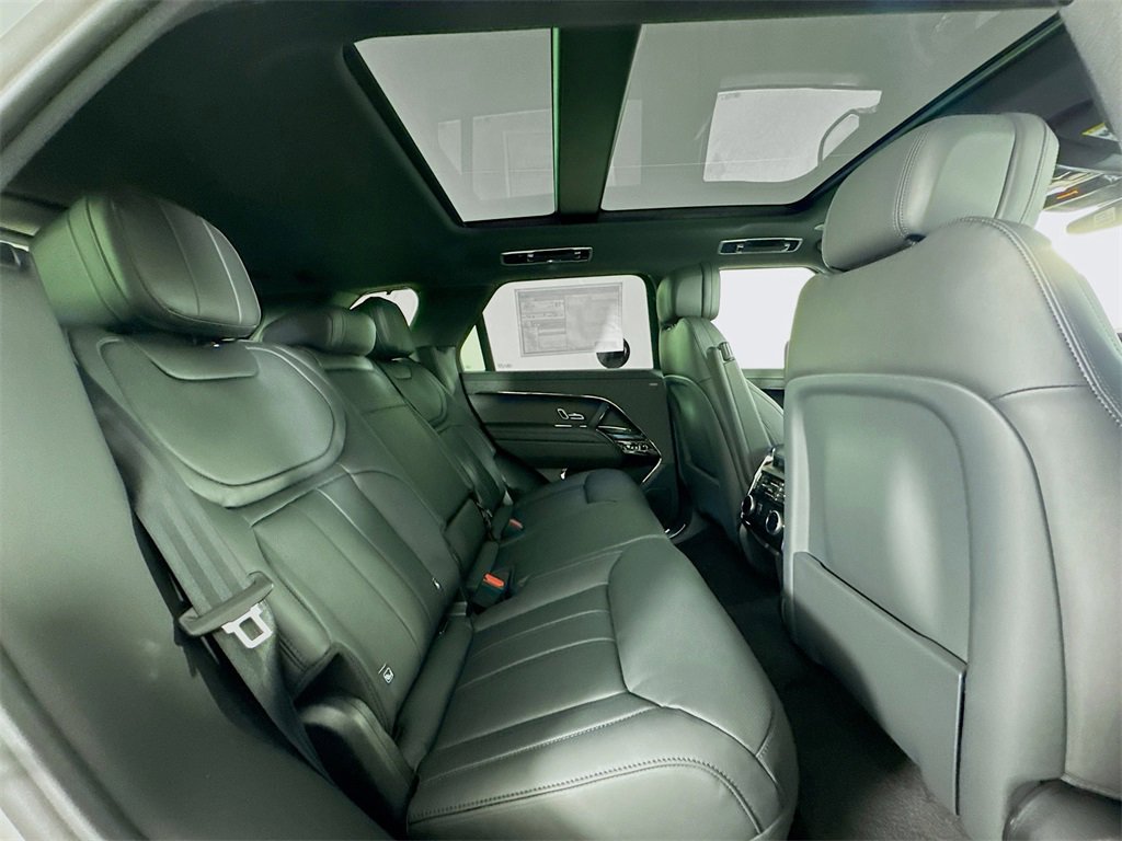 New 2025 Land Rover Range Rover Sport Dynamic SE image 25