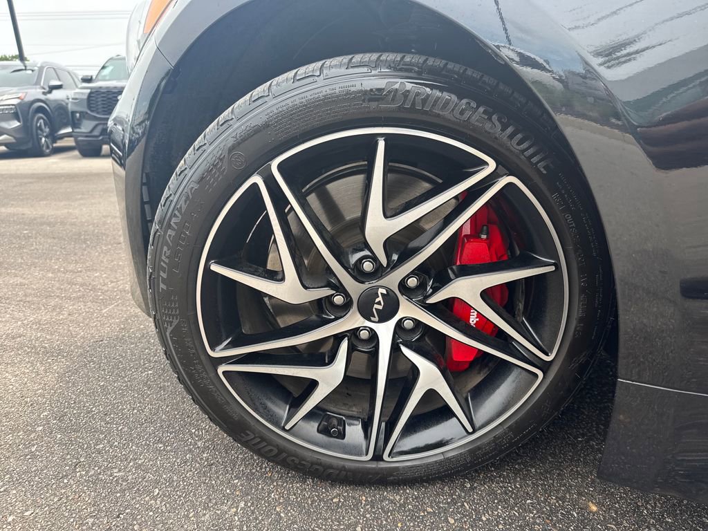 Used 2023 Kia Stinger GT-Line w/ Sun & Sound Package RWD image 28