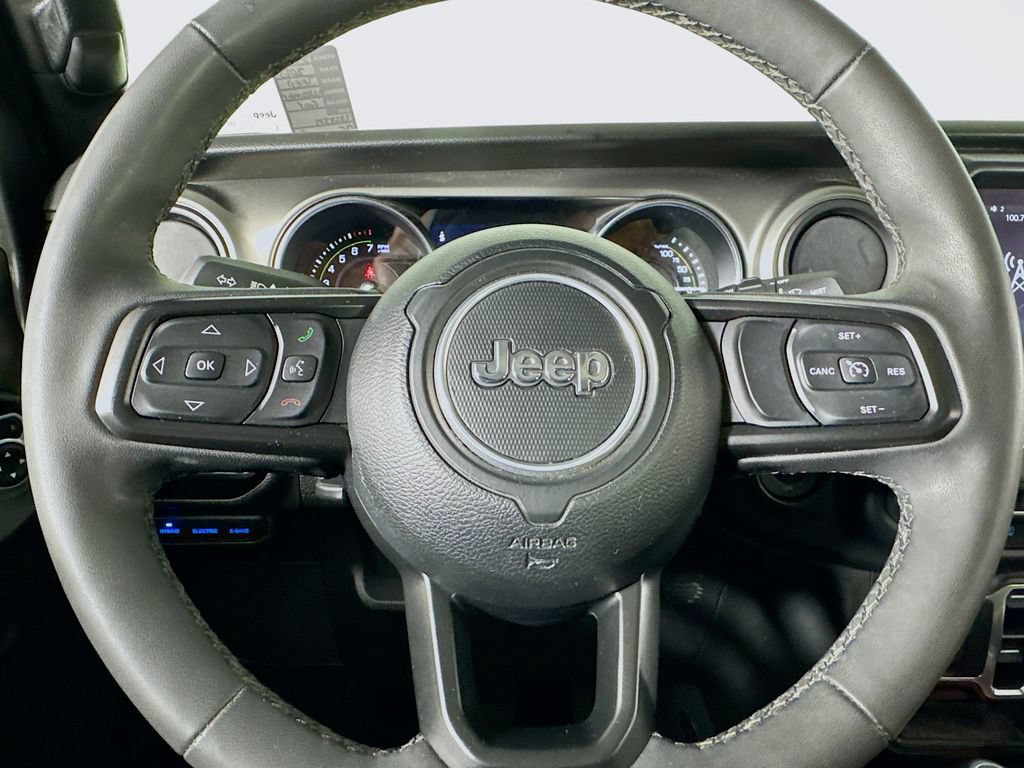 Used 2023 Jeep Wrangler Unlimited w/ Cold Weather Group AWD/4WD image 44