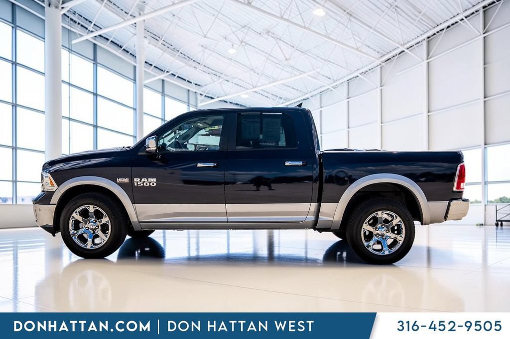 Used 2016 RAM 1500 Laramie AWD/4WD image 2