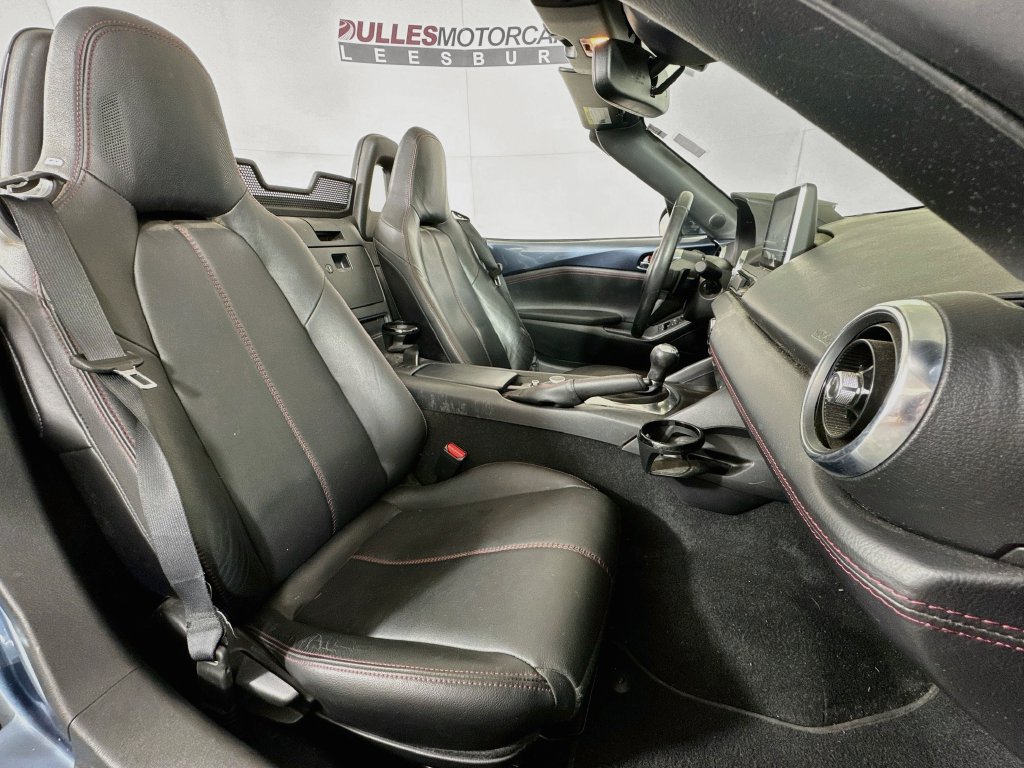 Used 2016 MAZDA MX-5 Miata Grand Touring RWD image 25