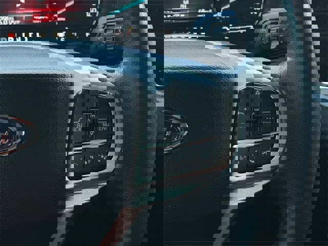 Used 2023 Ford Explorer XLT image 15