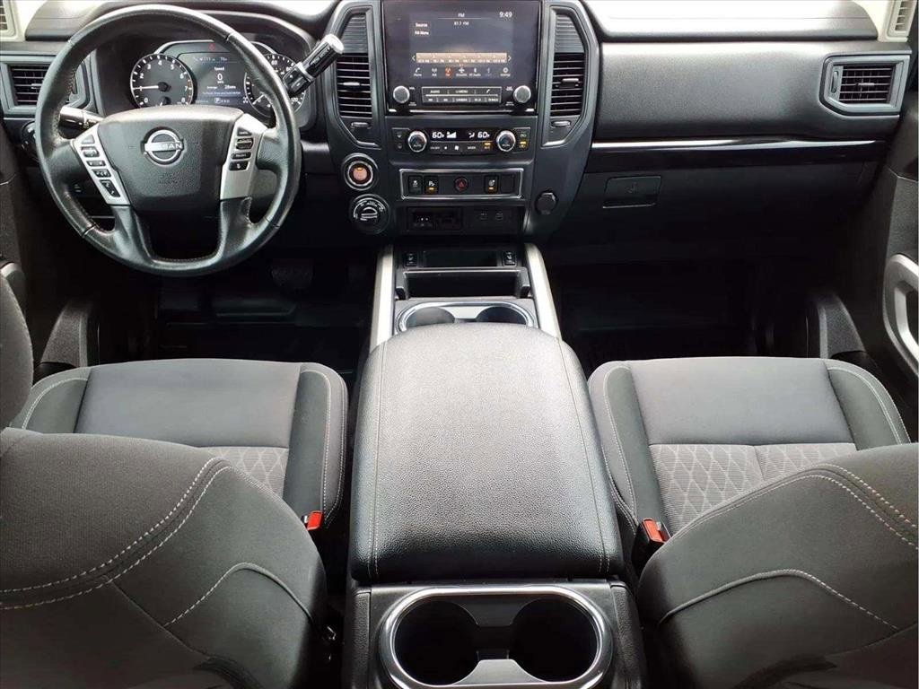 Used 2024 Nissan Titan SV w/ SV Convenience Package image 10
