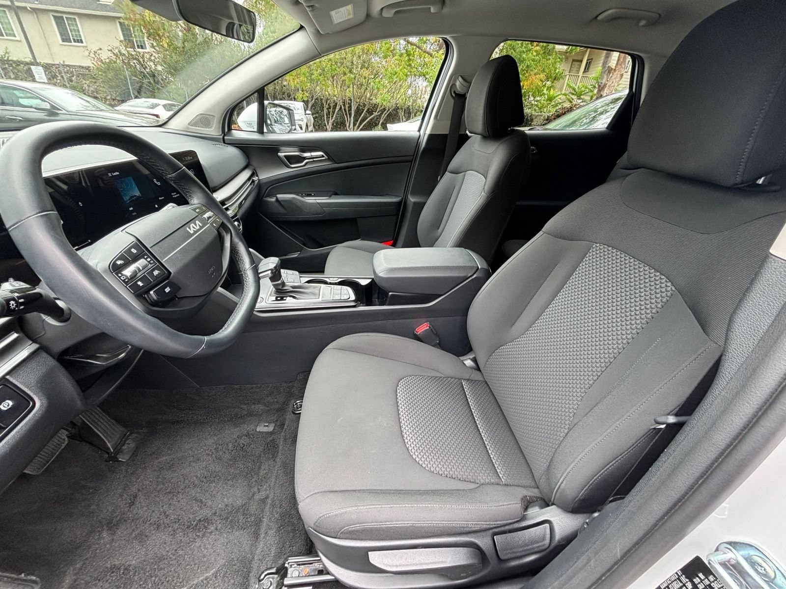 Used 2026 Kia Sportage LX FWD image 22