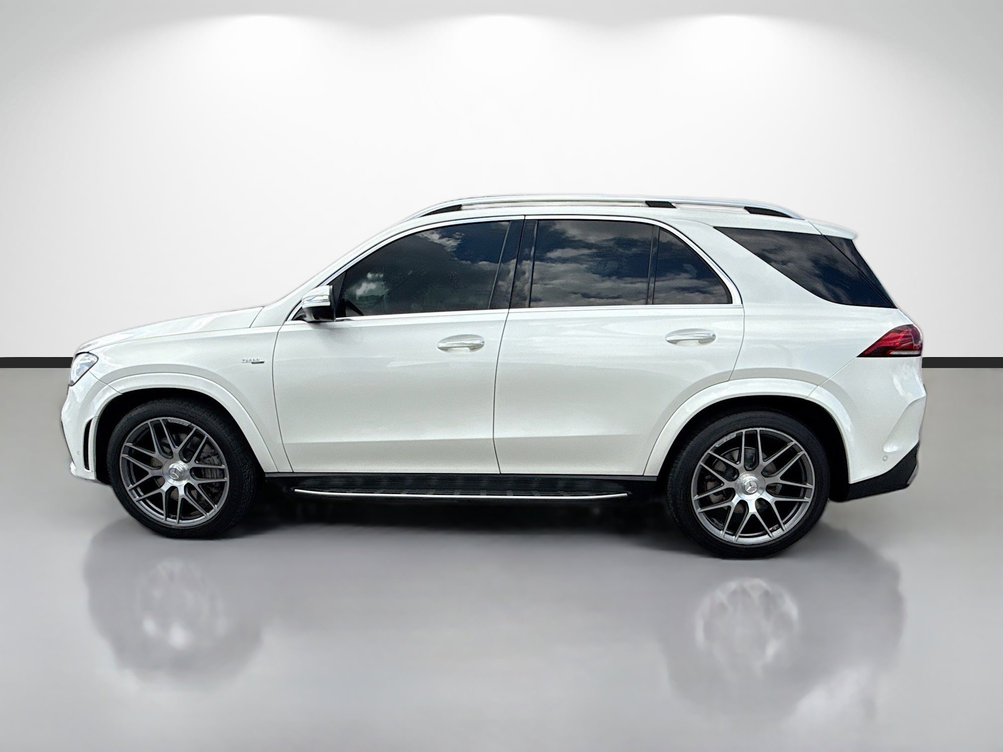Used 2021 Mercedes-Benz GLE 53 AMG 4MATIC image 2