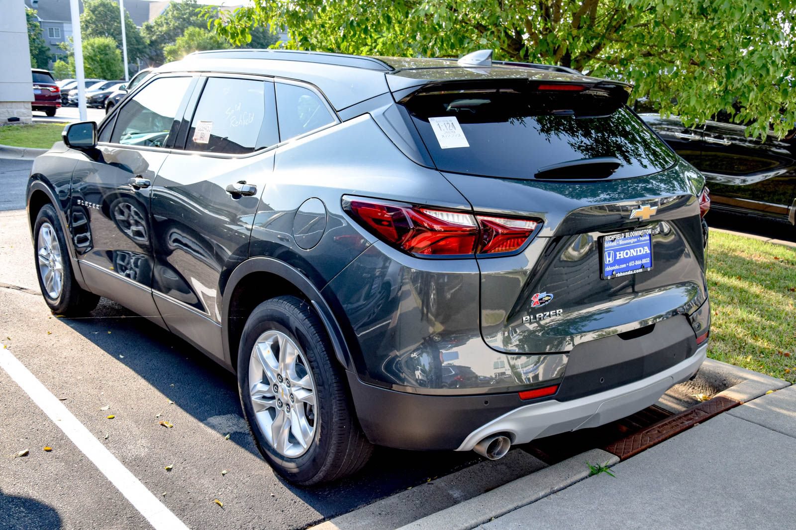 Used 2020 Chevrolet Blazer LT FWD image 17