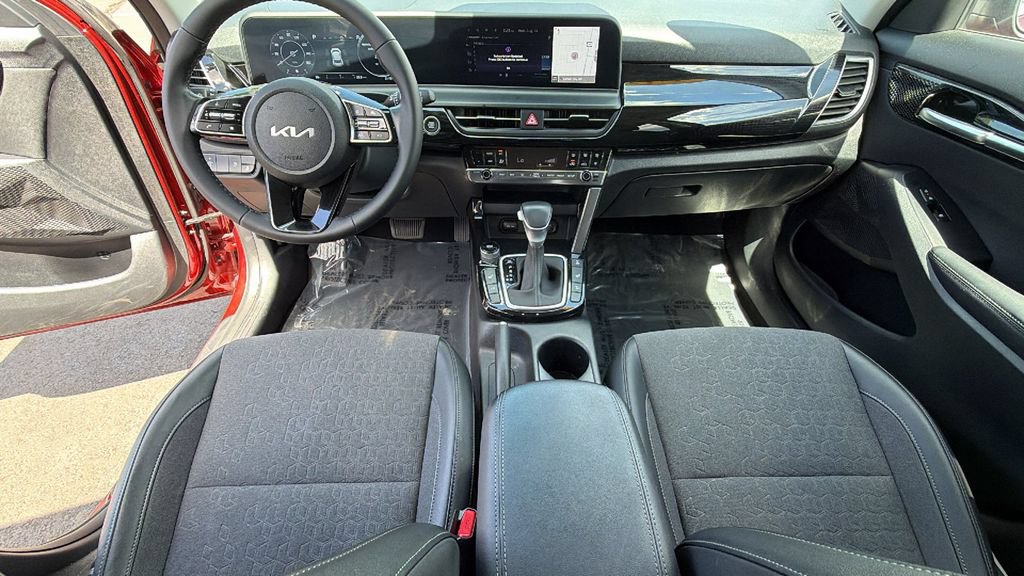 Used 2024 Kia Seltos S AWD/4WD image 26