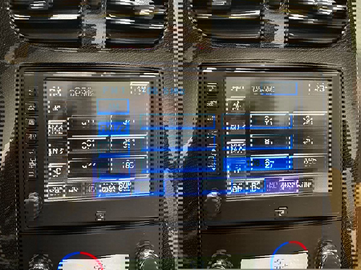 Used 2010 Chevrolet Corvette Grand Sport w/ Preferred Equipment Group image 34