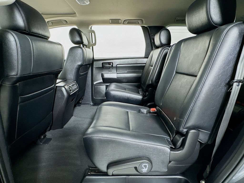 Used 2019 Toyota Sequoia TRD Sport w/ TRD Sport Premium Package AWD/4WD image 12