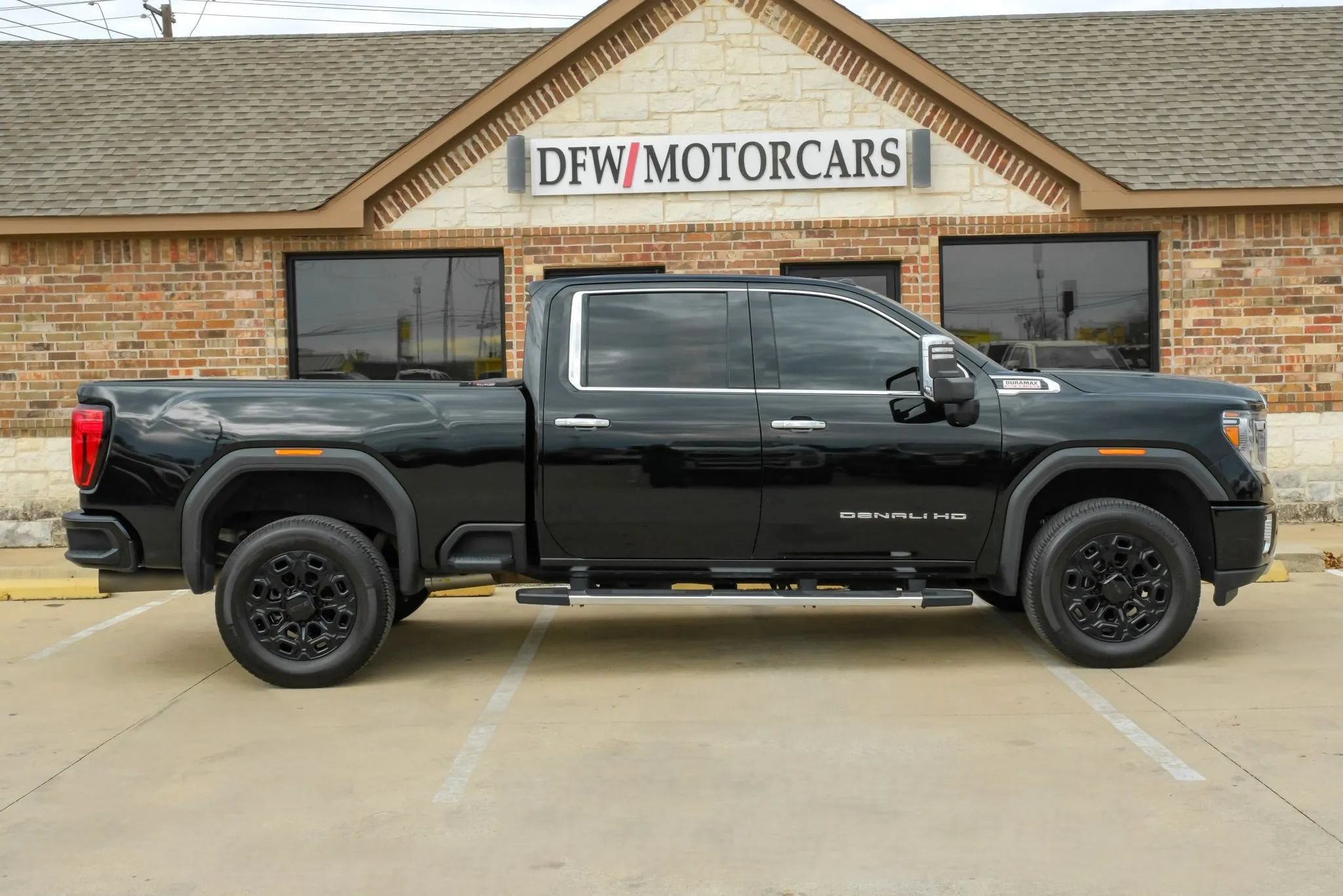Used 2020 GMC Sierra 2500 Denali w/ Denali Ultimate Package AWD/4WD image 7
