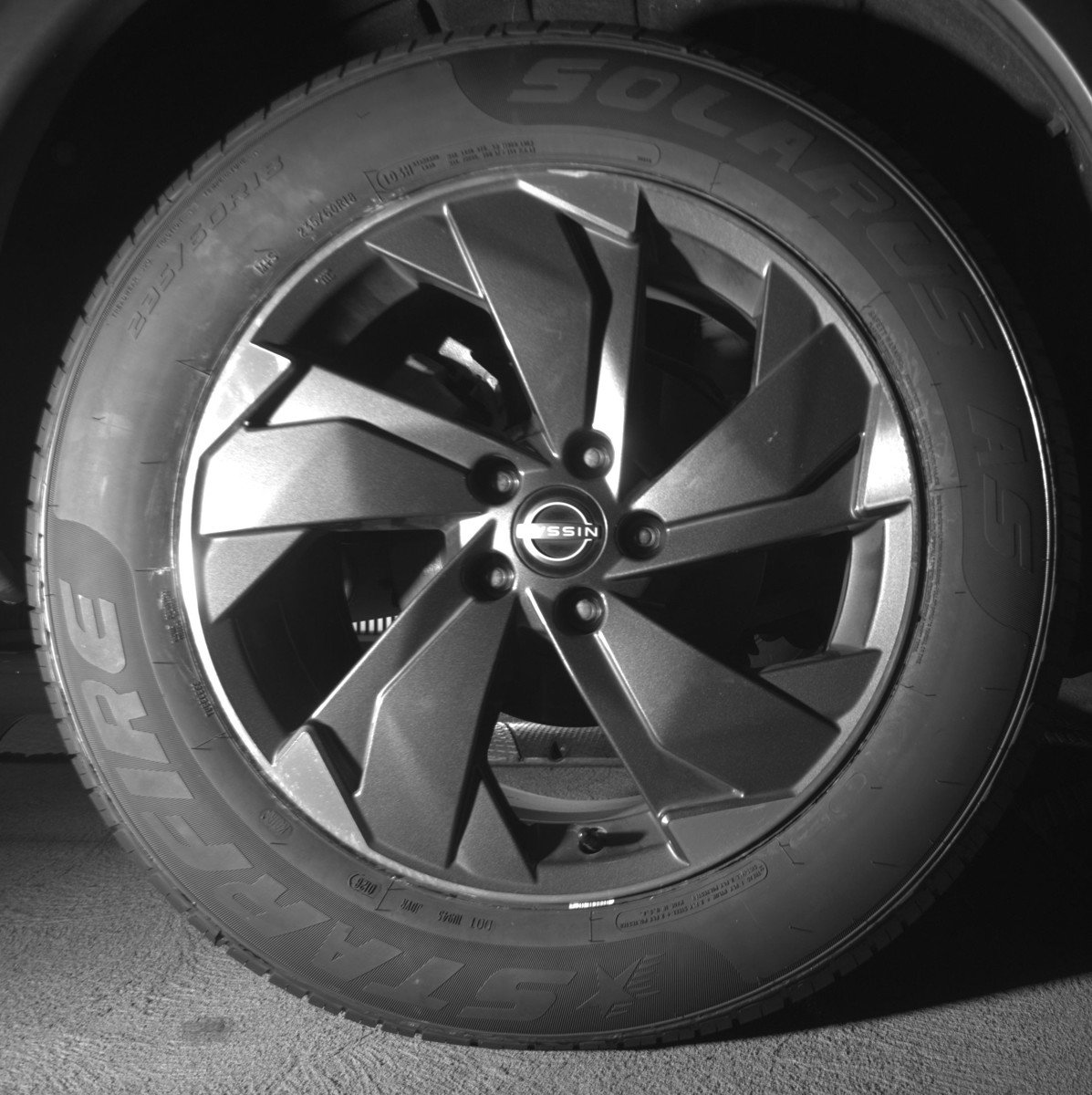 Used 2025 Nissan Rogue SV image 15