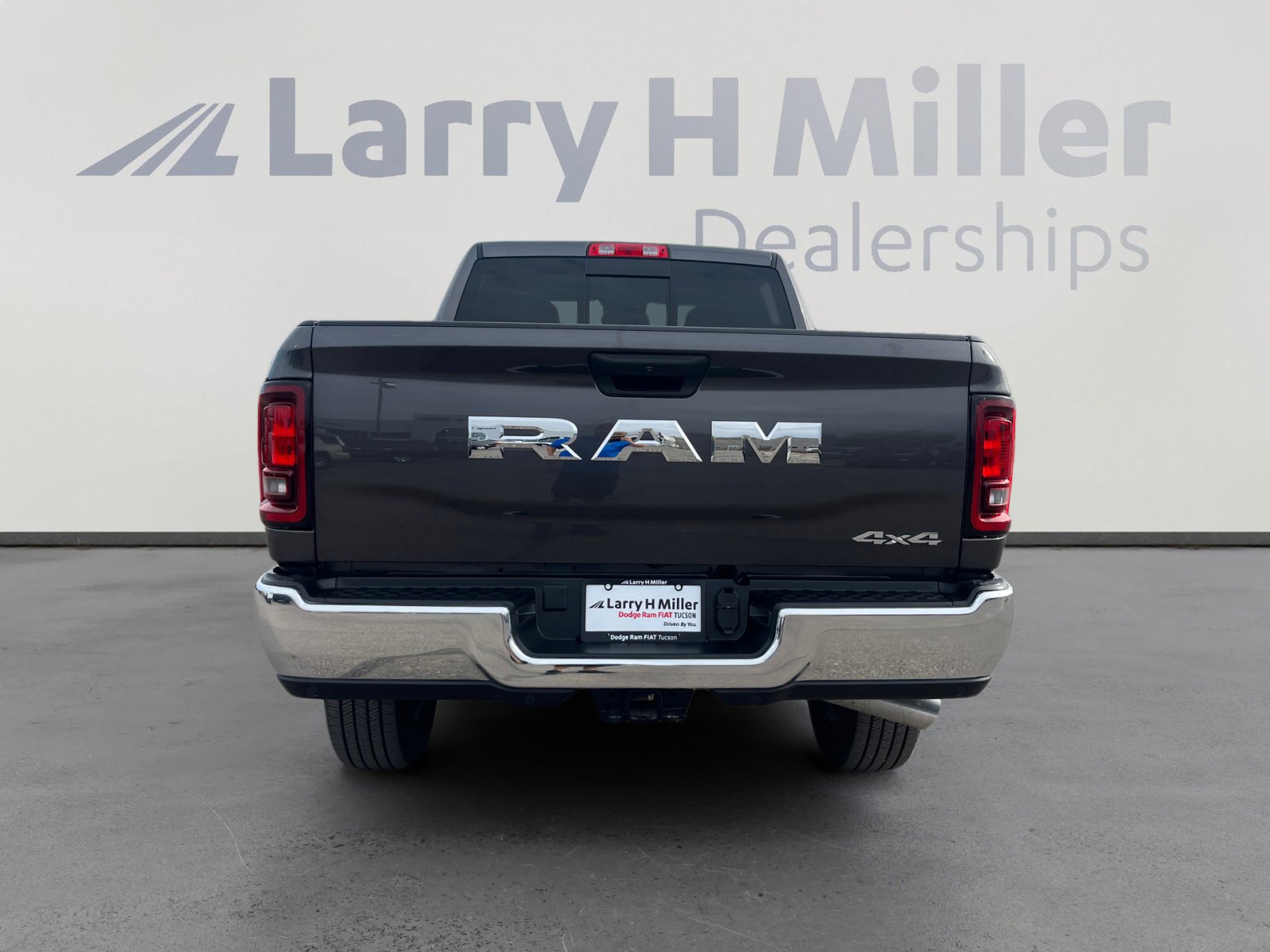 Used 2025 RAM 2500 Tradesman AWD/4WD image 4