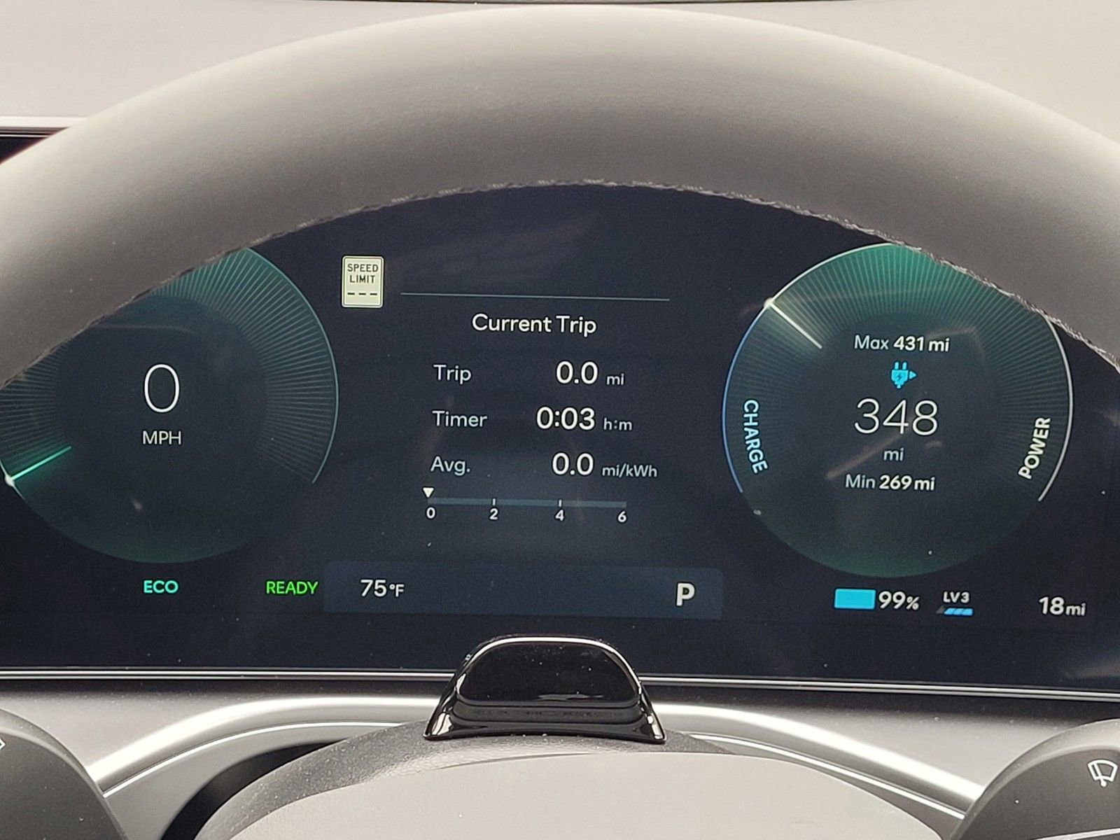 New 2026 Hyundai Ioniq 9 SE AWD/4WD image 9