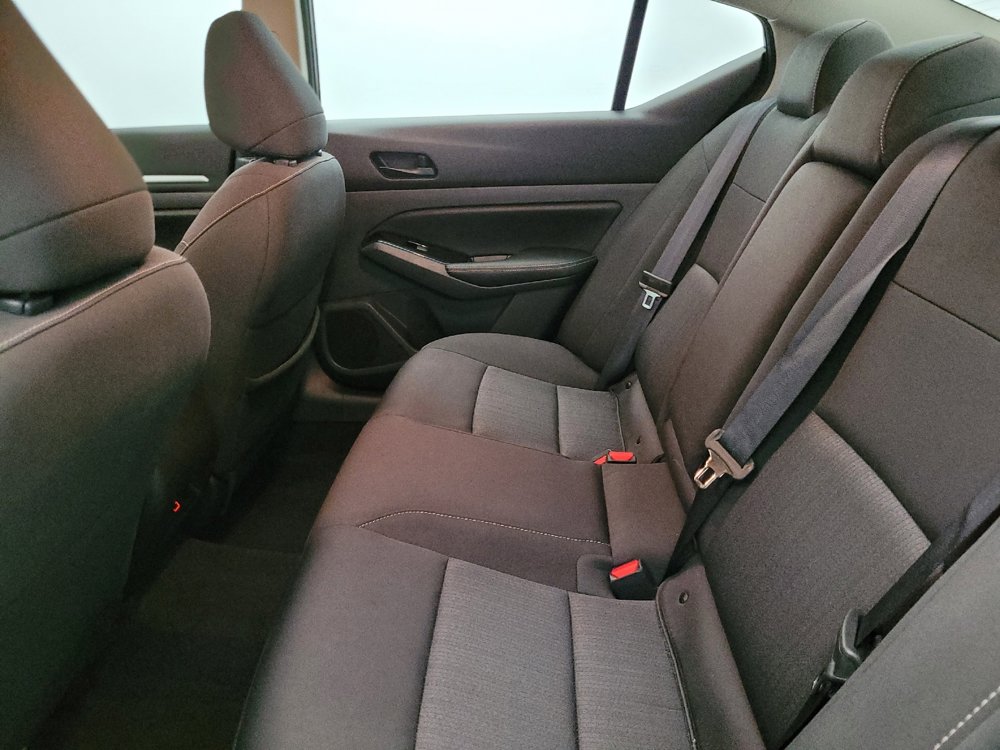 Used 2023 Nissan Altima 2.5 SV image 18