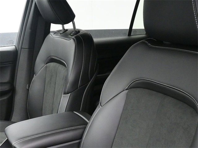 New 2025 Jeep Grand Cherokee L Altitude image 12