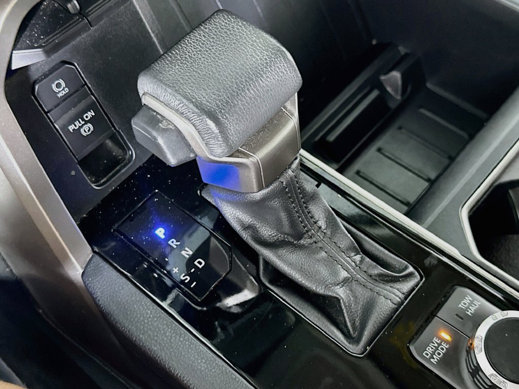 Used 2023 Toyota Tundra SR5 w/ SR5 Premium Package RWD image 31
