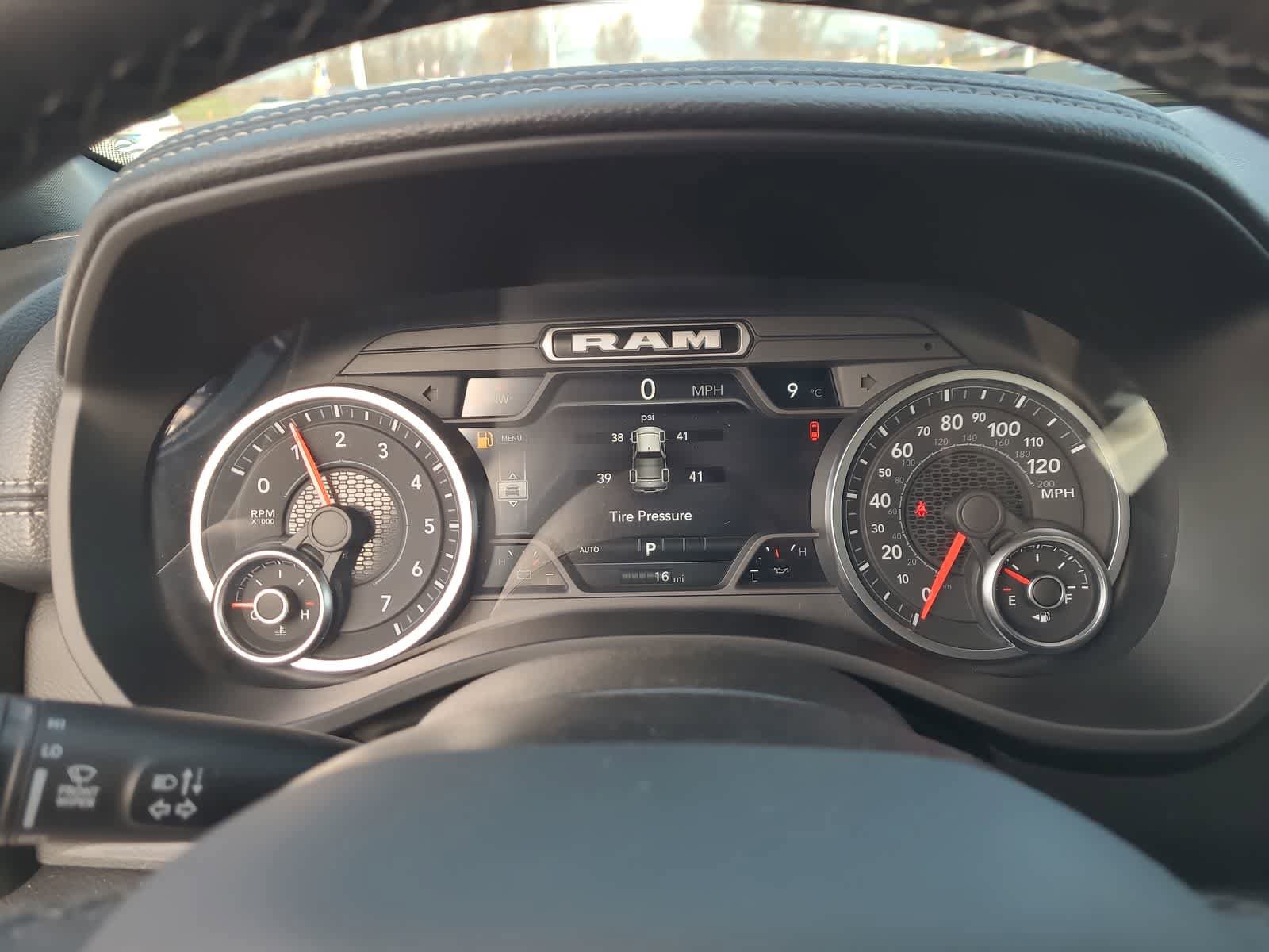 New 2026 RAM 1500 Laramie AWD/4WD image 26