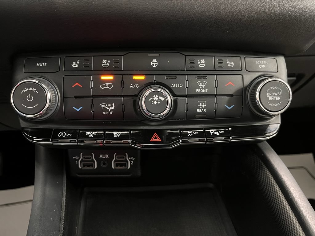 Used 2023 Dodge Durango GT AWD/4WD image 23