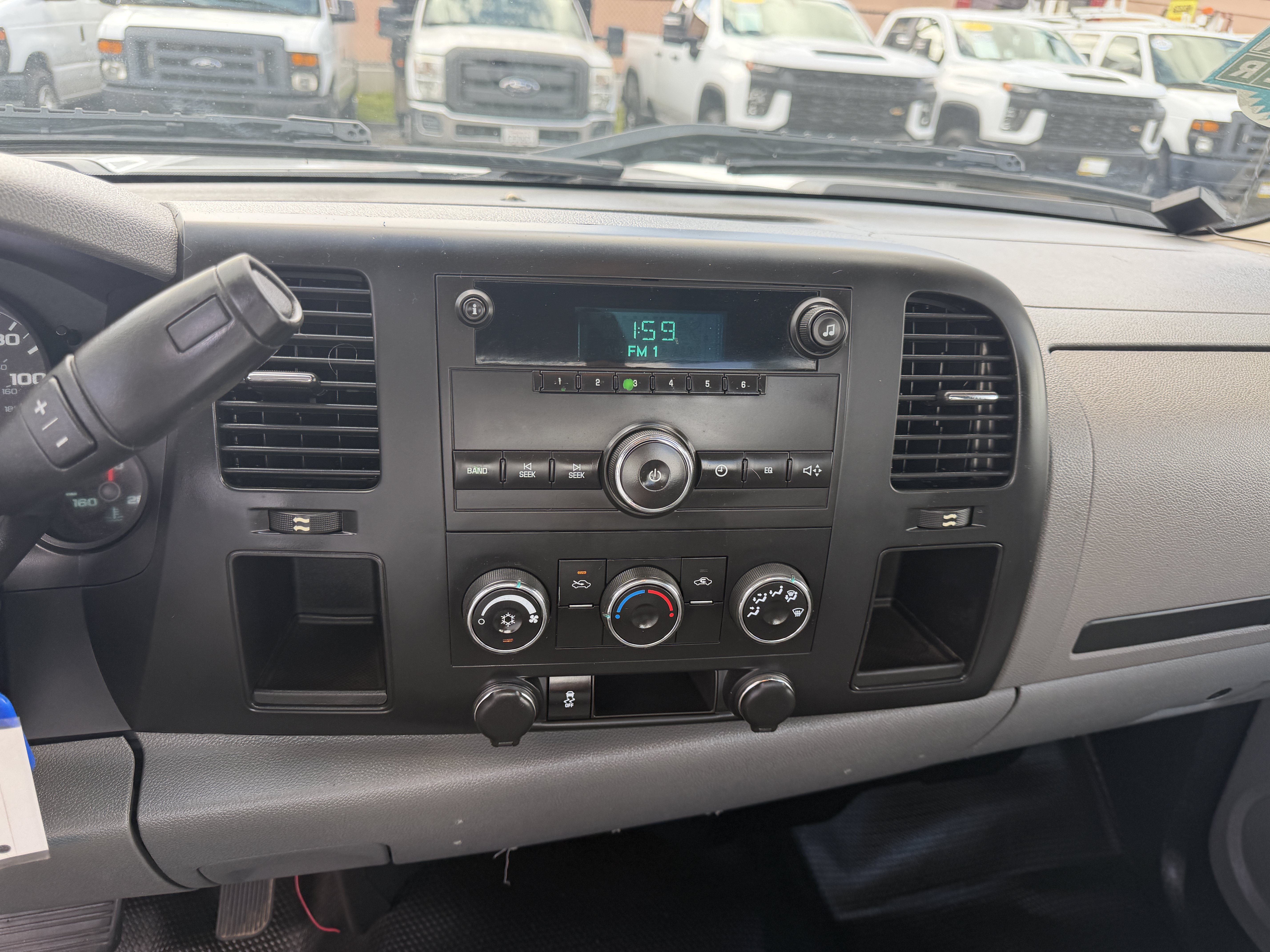 Used 2013 Chevrolet Silverado 1500 W/T RWD image 15