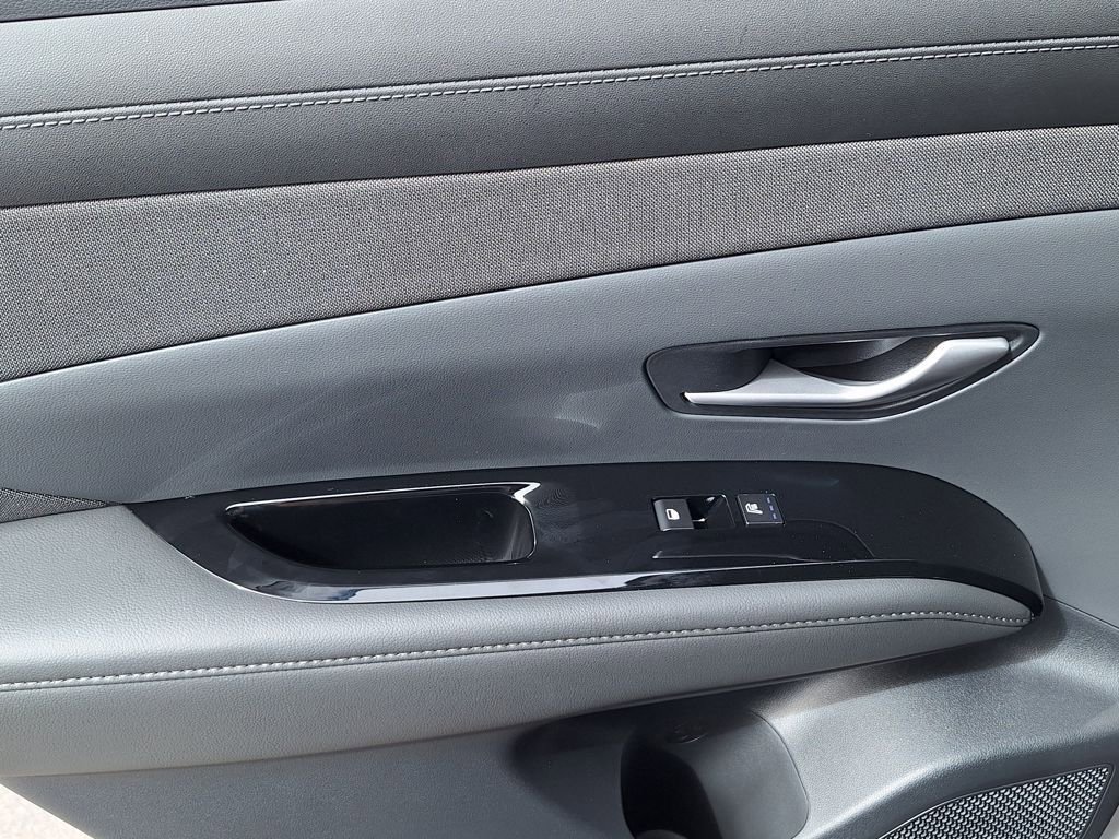 New 2026 Hyundai Tucson Limited image 14