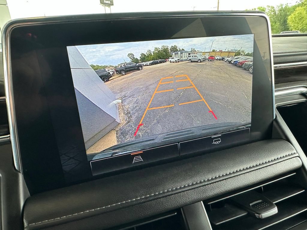 Used 2023 GMC Yukon XL SLE w/ Gmc Pro Safety Plus Package AWD/4WD image 28