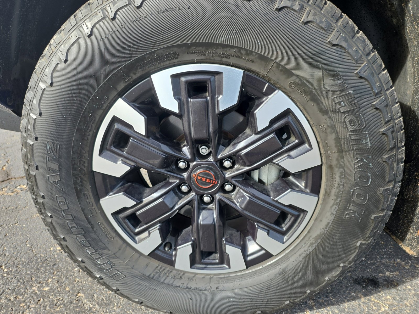 Used 2022 Nissan Frontier PRO-4X image 11