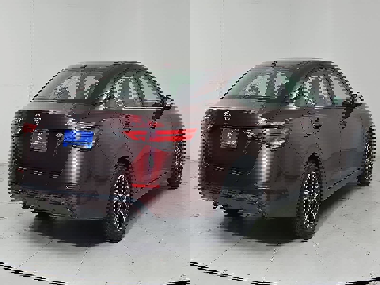 Used 2024 Nissan Sentra SV FWD image 6