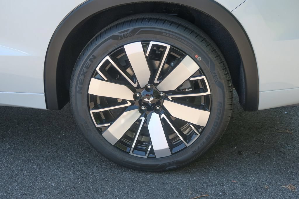 New 2026 Mitsubishi Outlander SEL AWD/4WD image 17