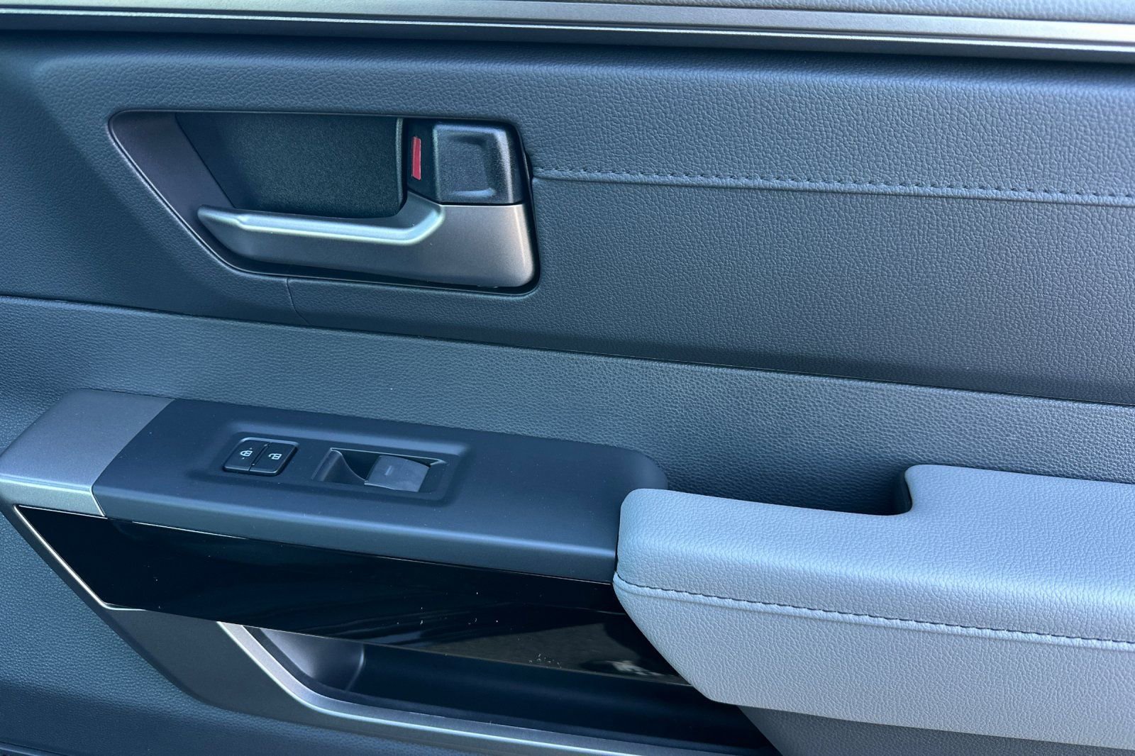 New 2026 Toyota Tundra Limited AWD/4WD image 19