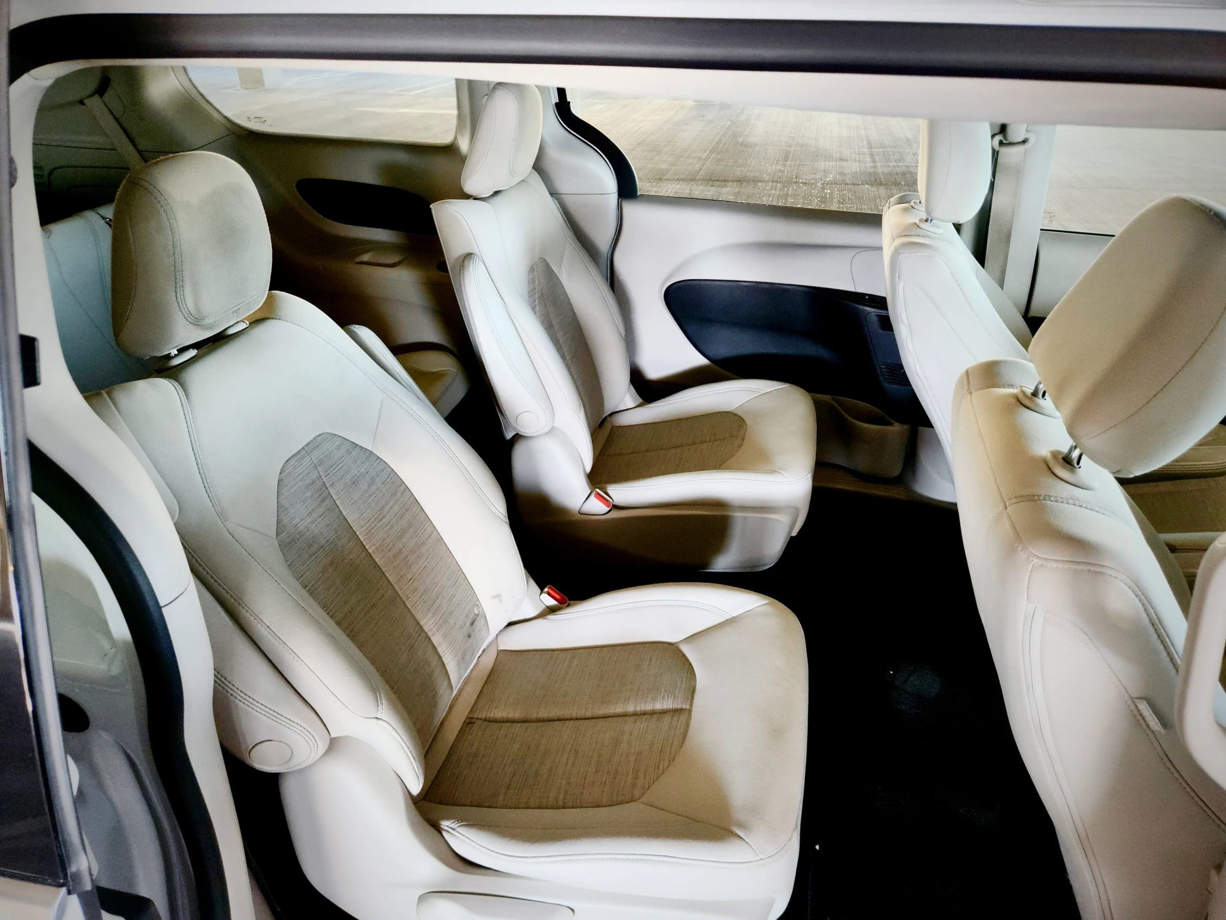 Used 2019 Chrysler Pacifica Touring Plus image 25