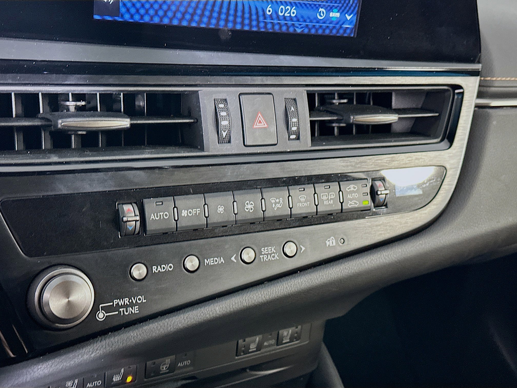 Used 2022 Lexus ES 350 w/ Premium Package image 23