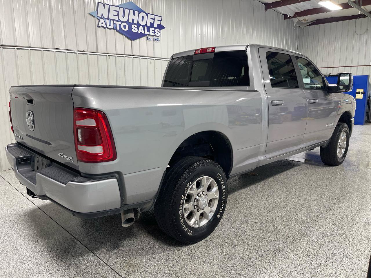Used 2024 RAM 2500 Laramie AWD/4WD image 14
