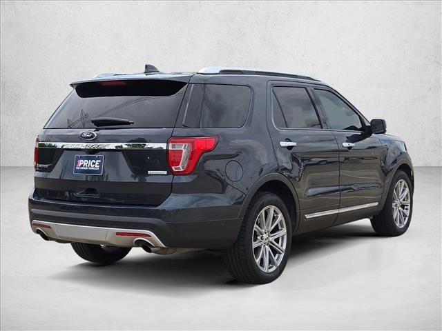 Used 2017 Ford Explorer Limited w/ Equipment Group 301A FWD image 5
