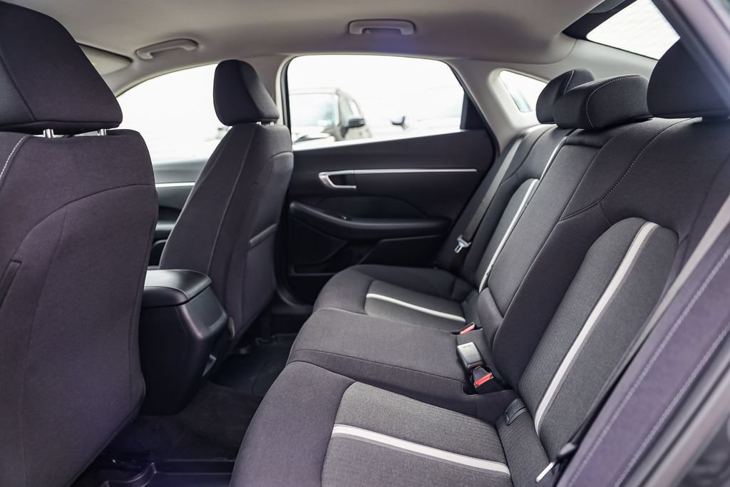 Used 2023 Hyundai Sonata SEL FWD image 16