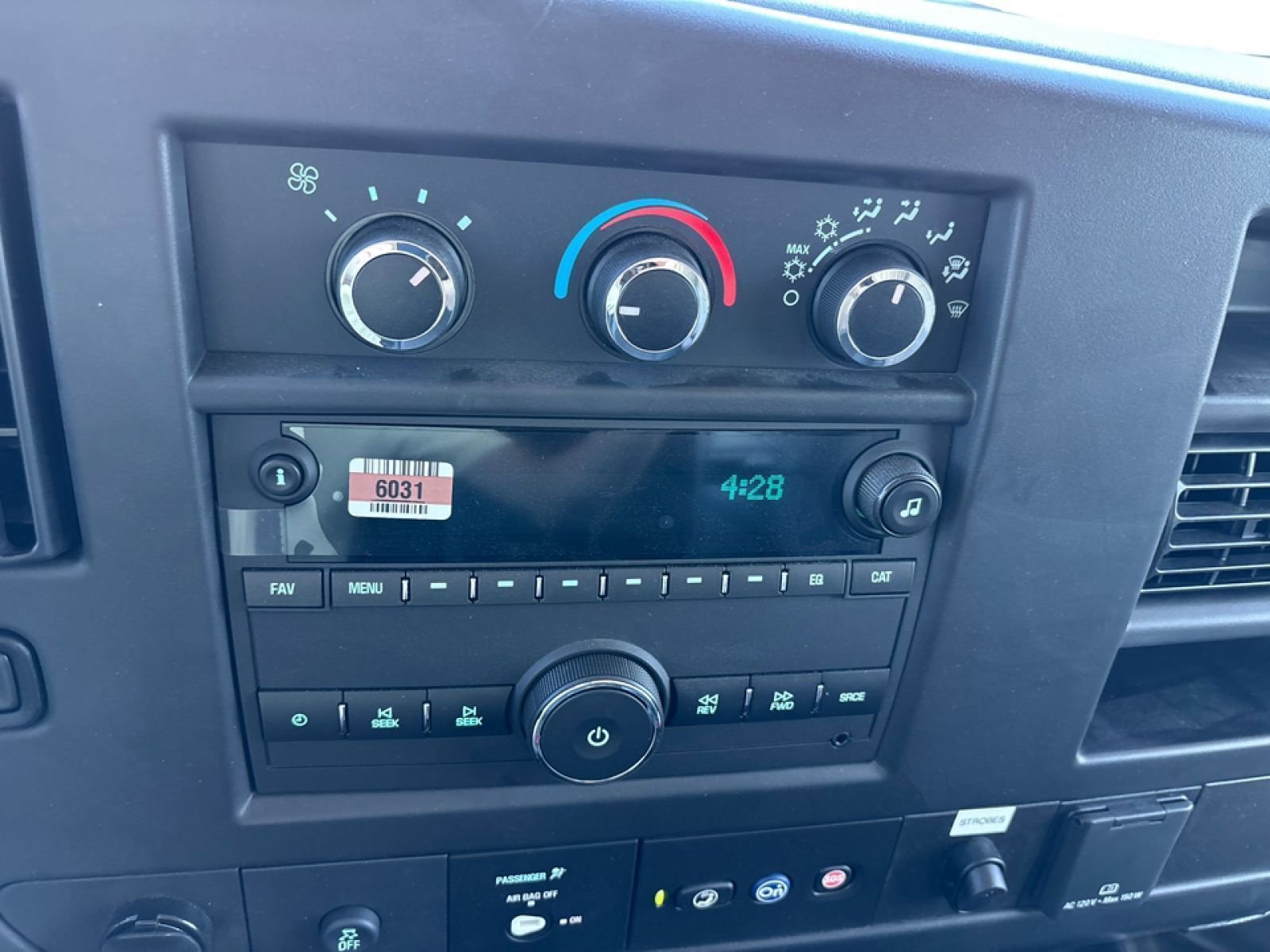 New 2025 GMC Savana 3500 w/ Power Convenience Package RWD image 5