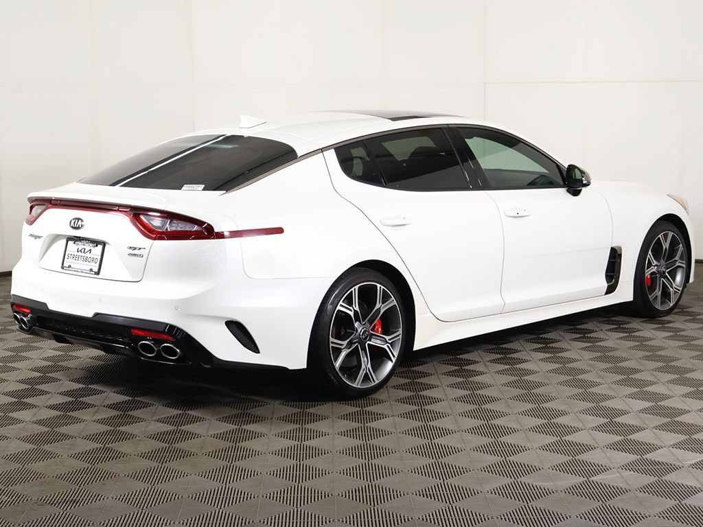 Used 2019 Kia Stinger GT2 AWD/4WD image 16