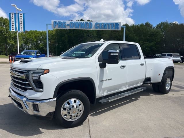 Used 2024 Chevrolet Silverado 3500 LTZ w/ LTZ Plus Package image 8