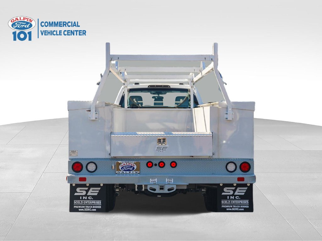 New 2025 Ford F450 XL w/ XL Chrome Package RWD image 5