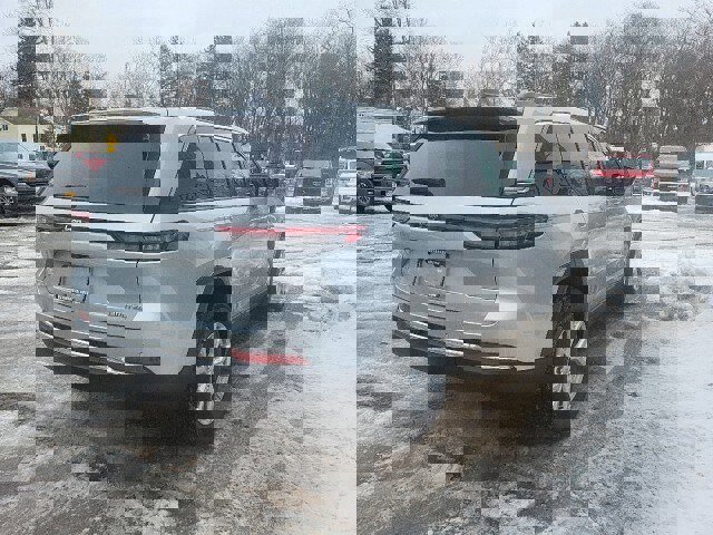 Used 2024 Jeep Grand Cherokee Limited image 6