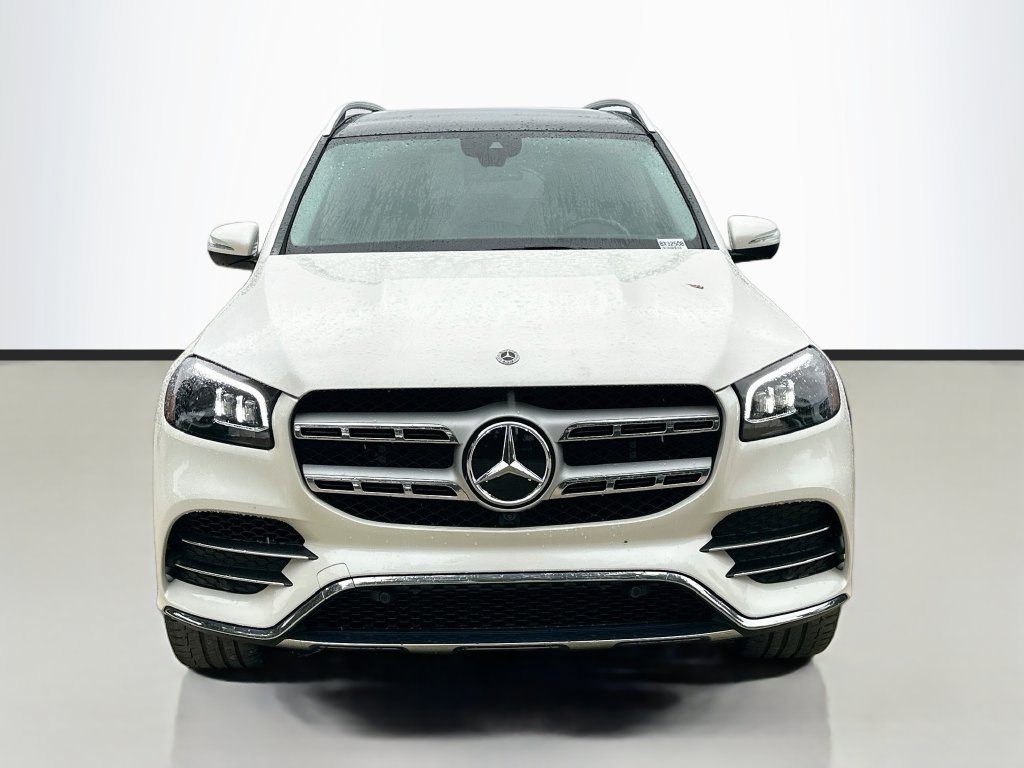Used 2022 Mercedes-Benz GLS 450 4MATIC image 2
